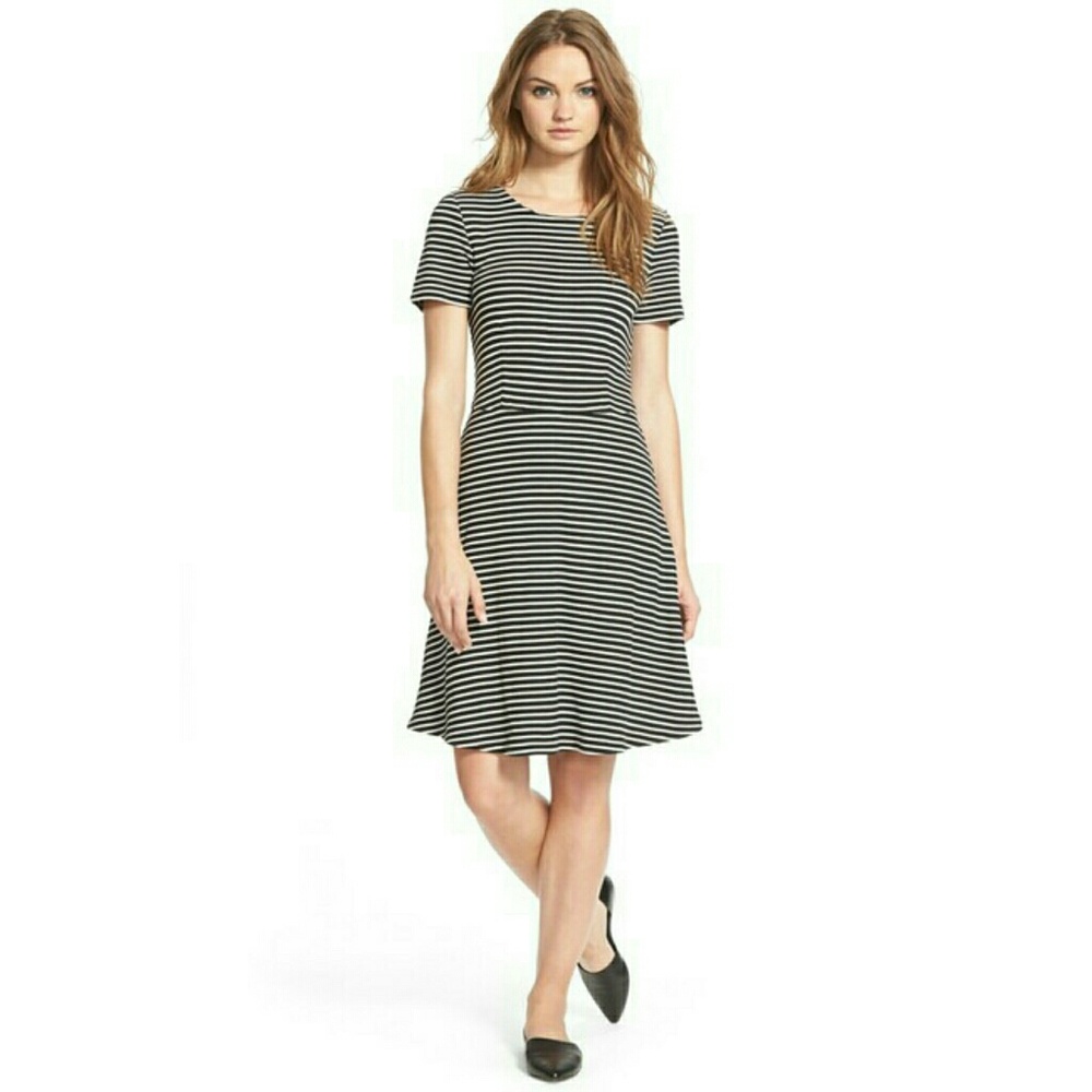 Madewell Black&White Gallerist Stripe Dres…